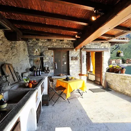La Torre Di Porlezza Porlezza